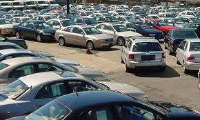 What are some types of automobile auctions?